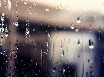 伤感想哭说说:不想看你不开心,却又嫉妒你和别人太开心2